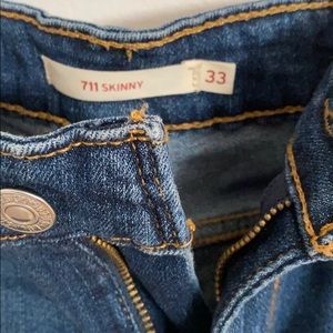 711 skinny Levi’s